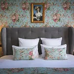 Hotel & Spa Le Grand Monarque, BW Premier Collection