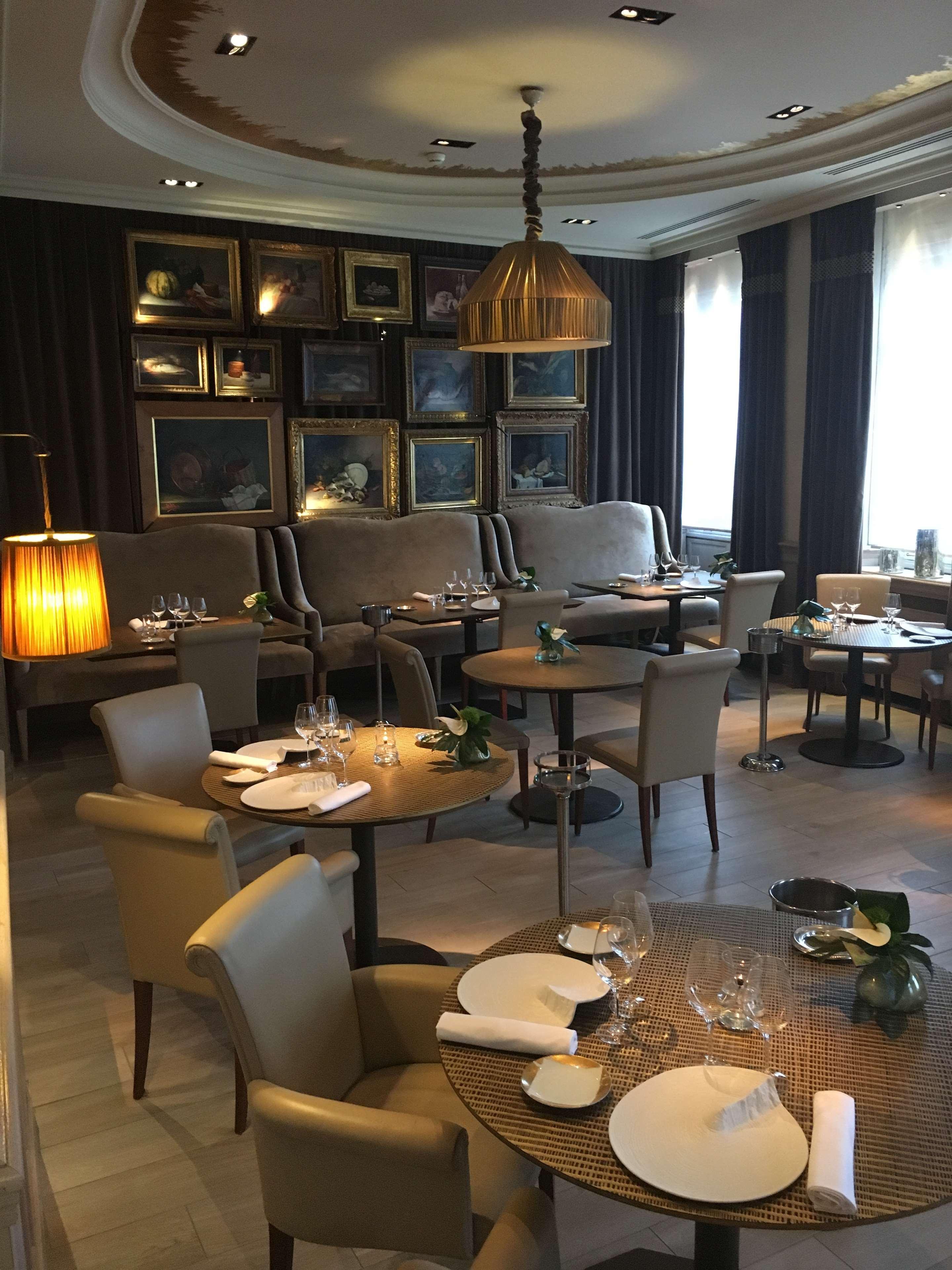& Le Grand Monarque, Bw Premier Collection 4* Chartres