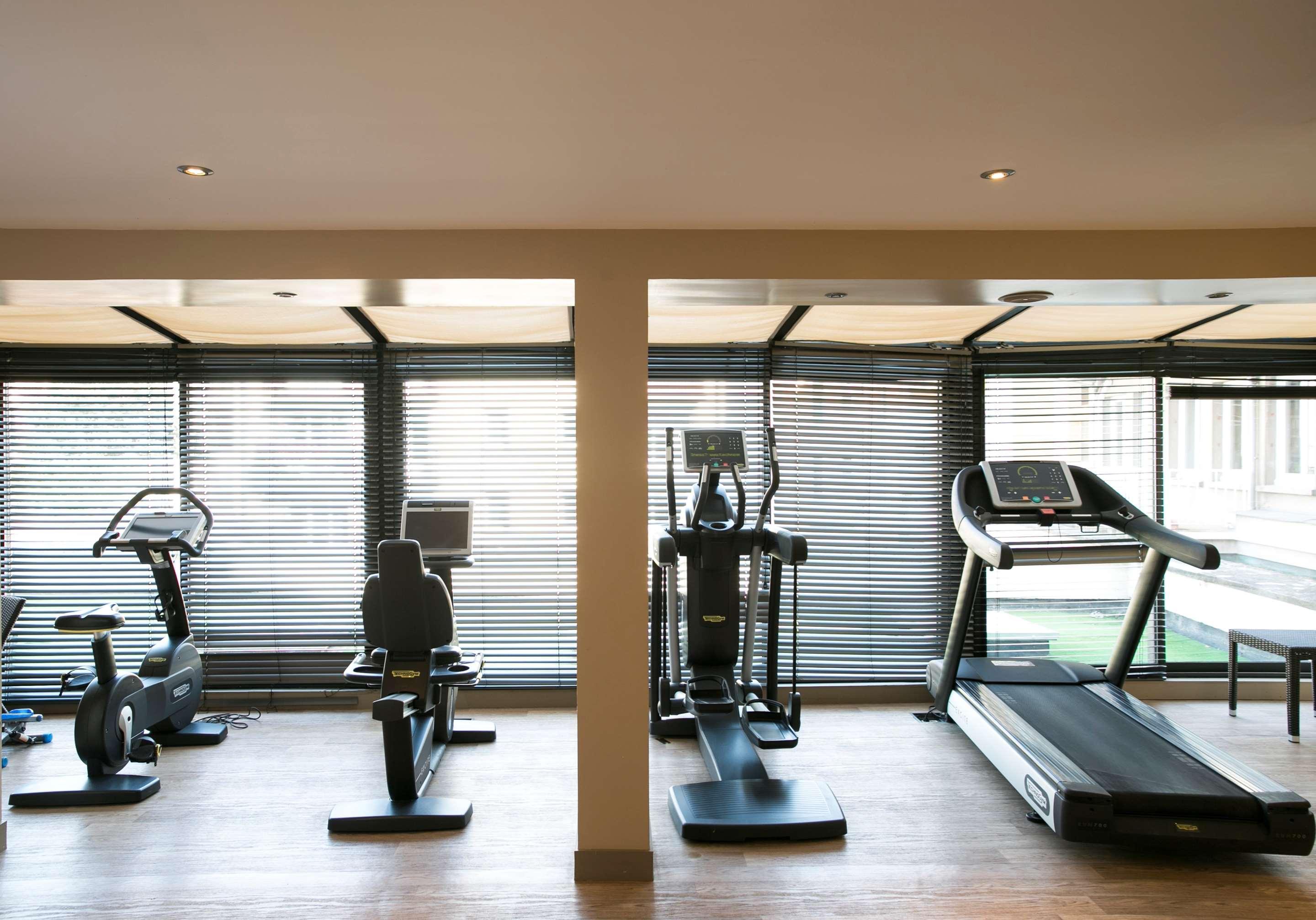 Hotel & Le Grand Monarque, Bw Premier Collection 4*