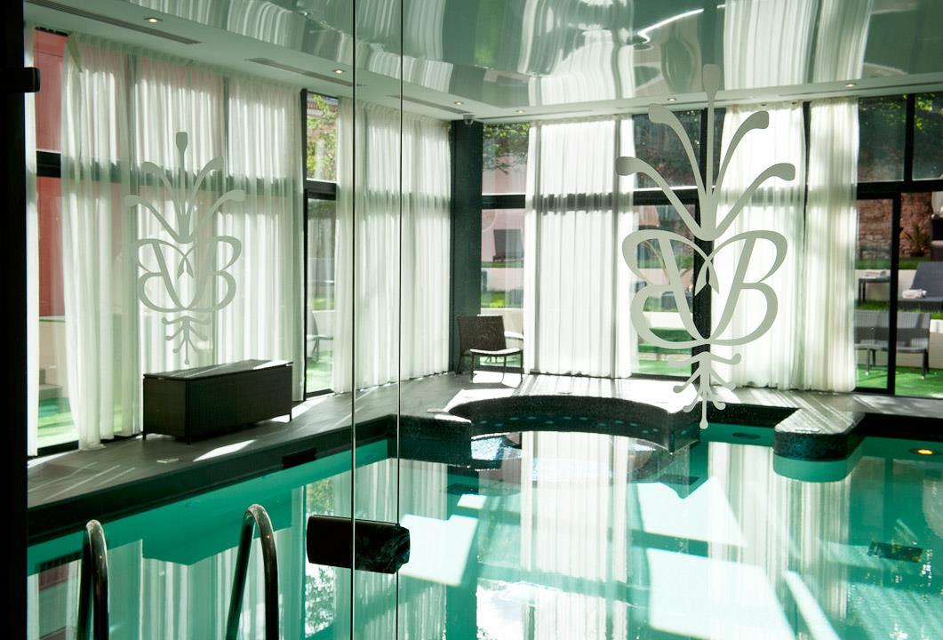 & Le Grand Monarque, Bw Premier Collection 4*